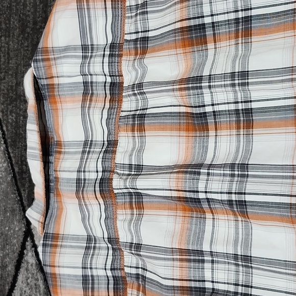 CARHATT PLAID RELAXED FIT SNAP-BUTTON SHORT-SLEEVE SHIRT - Picture 10 of 12